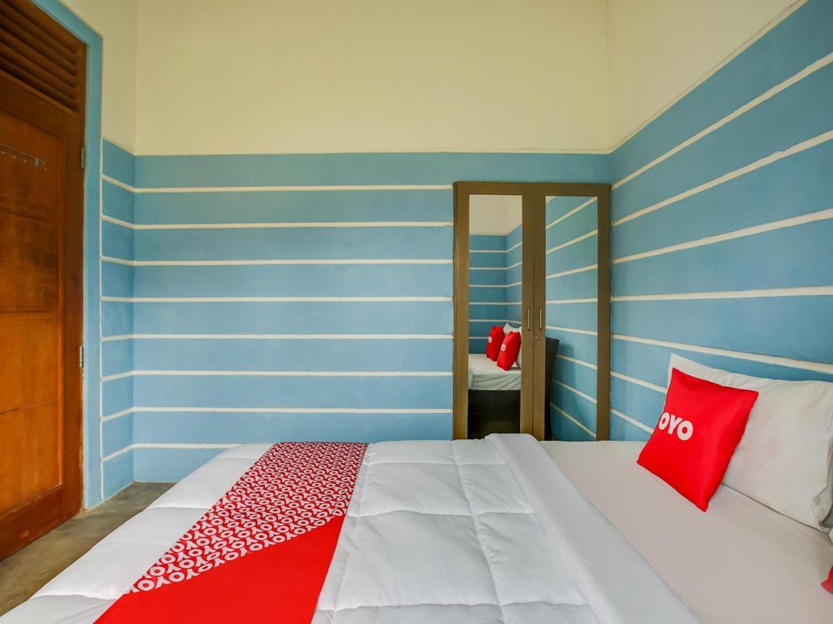 Oyo 3896 Villa Pesona Wisata Puncak 치안주르 외부 사진